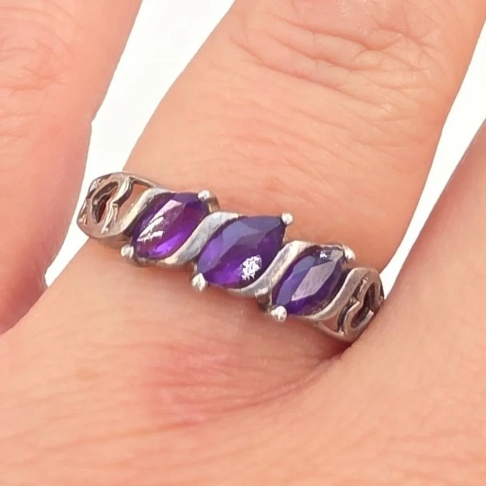 925 Sterling Silver Marquise Amethyst Heart Cutout Ring Size 8 Purple Gemstone
